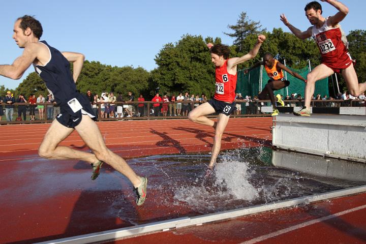 2010 Stanford Invite-College-126.JPG - 2010 Stanford Invitational, March 26-27, Cobb Track and Angell Field, Stanford,CA.